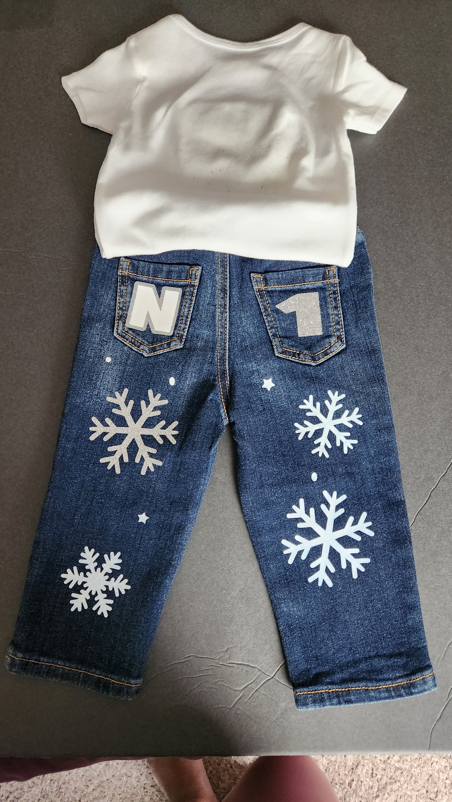 Custom 1st Birthday Winter Onederland 2 pc Outfit (Onsie and Blue Jeans)